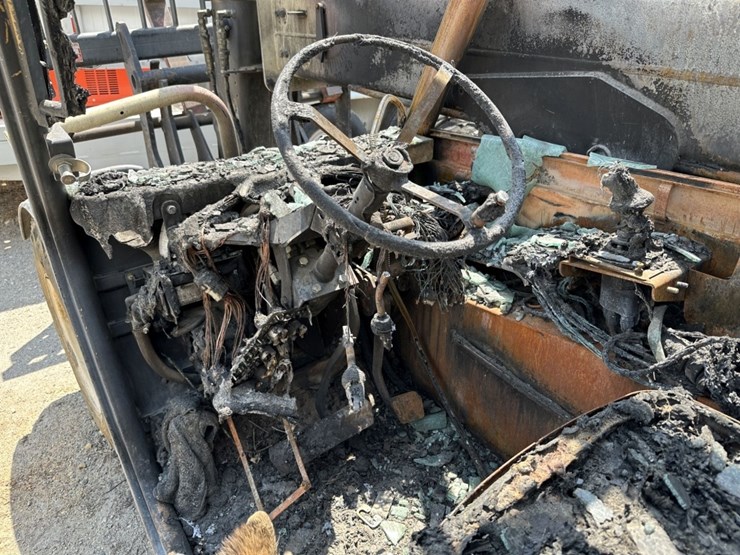 2003-ingersoll-rand-vr518-image-11