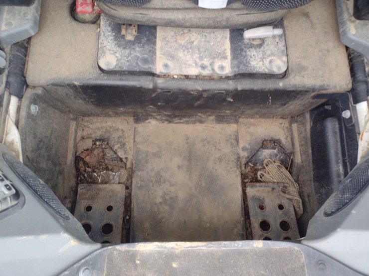 22-bobcat-t770-image-14