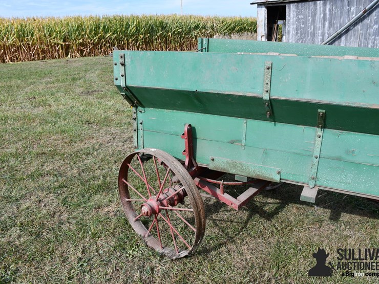 10'-wooden-wagon-image-12