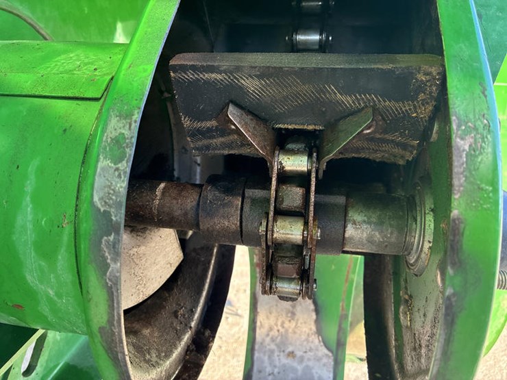 2004-john-deere-9660-sts-image-67