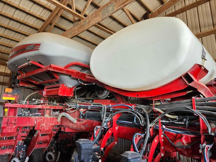 2023-case-ih-2150-image-8