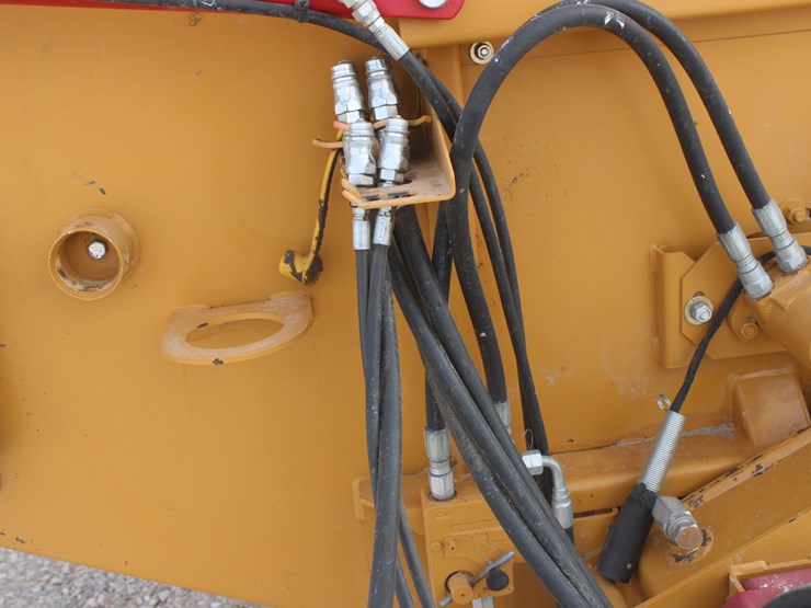 haybuster-2660-image-11