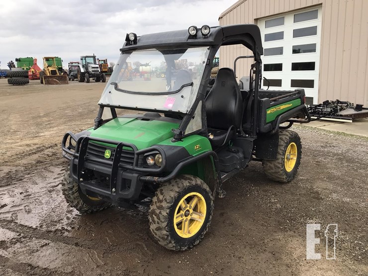 john-deere-gator-xuv-825i-image-2