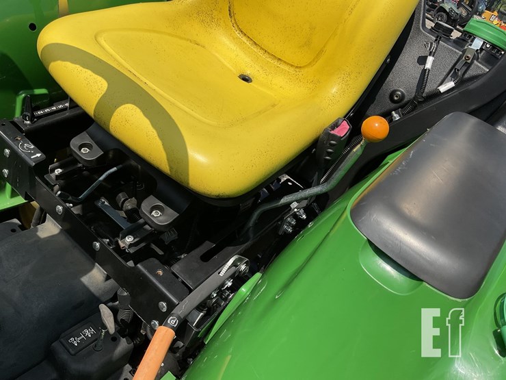 2024-john-deere-3025e-image-17