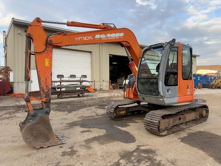 hitachi-zx75us-image-1