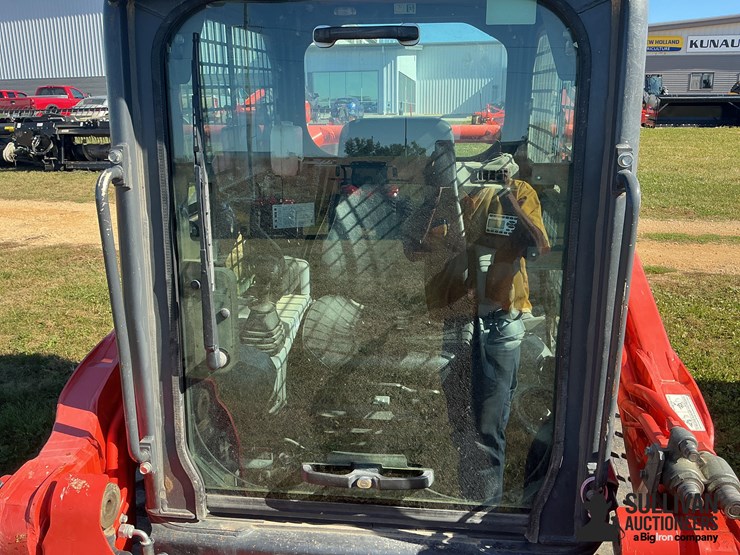 2023-kubota-svl75-2-image-9