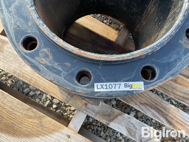 new-holland-t-8000-wheel-hubs-image-9