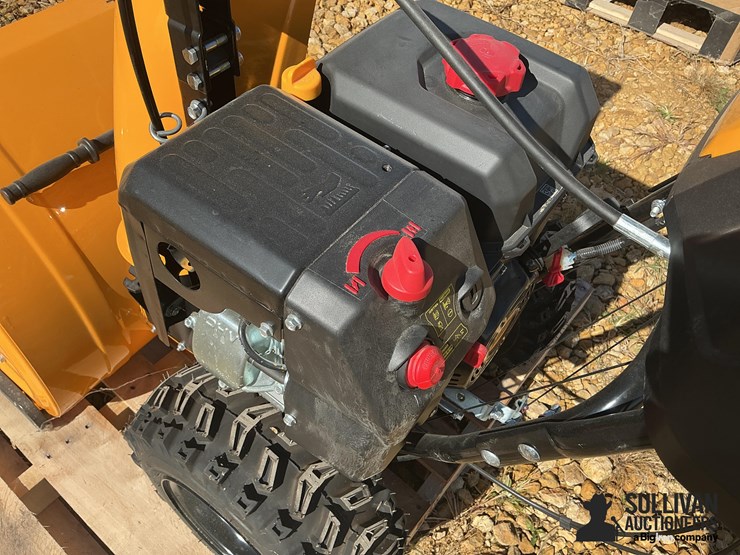 cub-cadet-3x28ip-28”-walk-behind-snow-blower-image-16