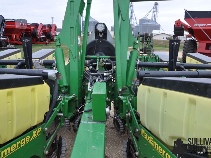 2009-john-deere-1760-image-14