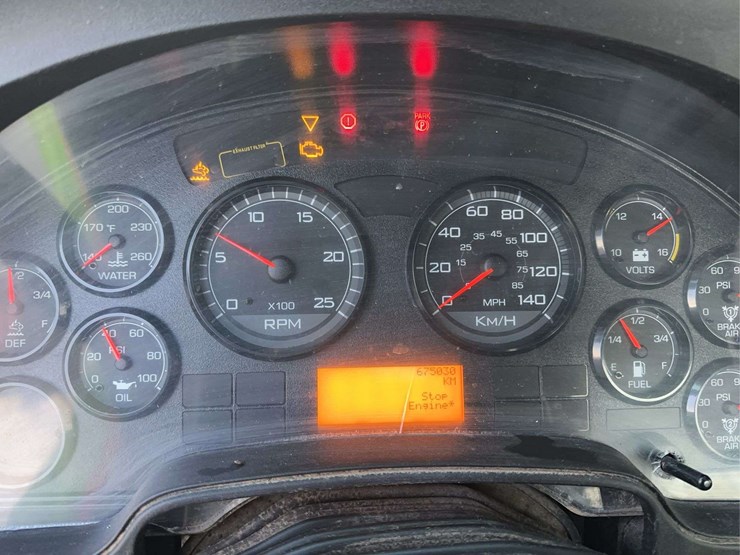 2016-international-prostar-image-25