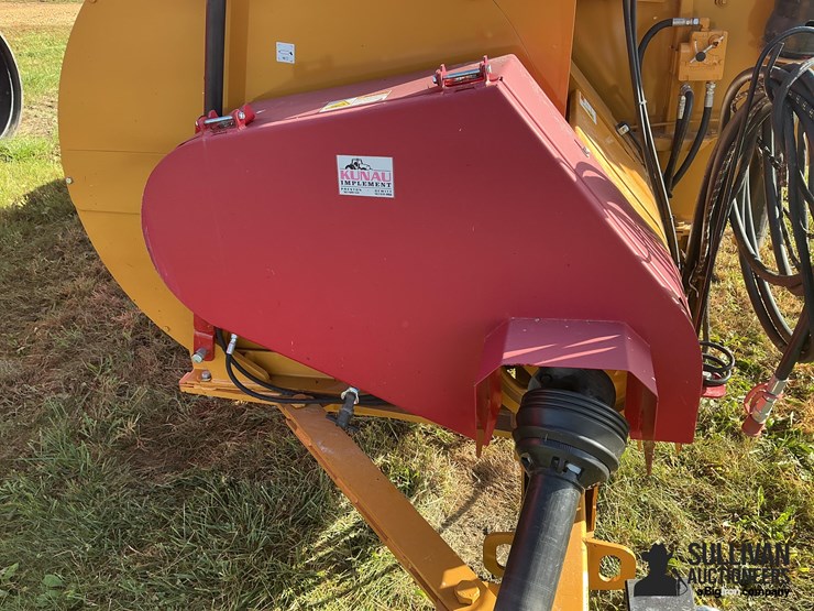 2023-haybuster-2574-image-11