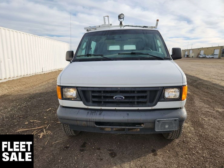 2005-ford-cargo-image-20