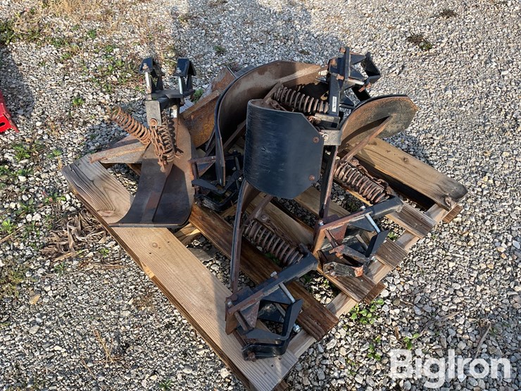 corn-head-stalk-stompers-image-5