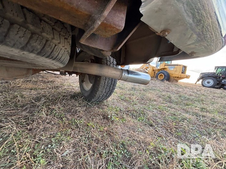 2014-ford-f150-xlt-image-30