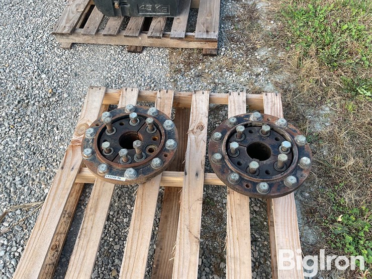 new-holland-axle-hubs-image-8