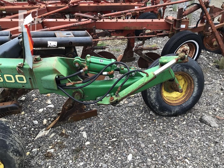 john-deere-2600-image-5