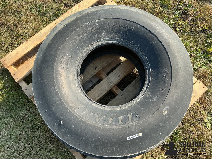 titan-14l-16.1sl-tire-image-4