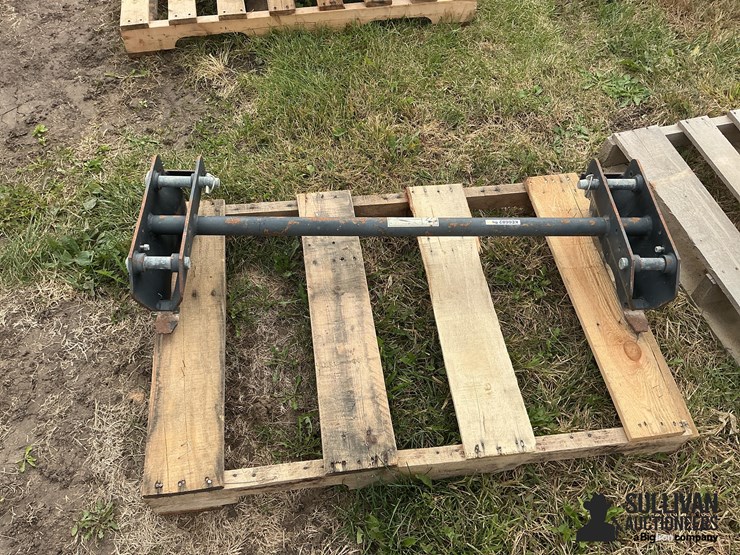 westendorf-quick-attach-bracket-image-2