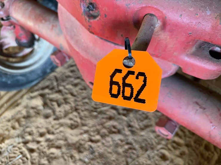 case-ih-350-image-14