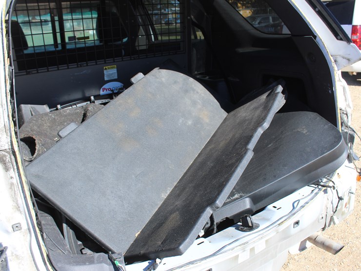 2015-ford-explorer-image-6