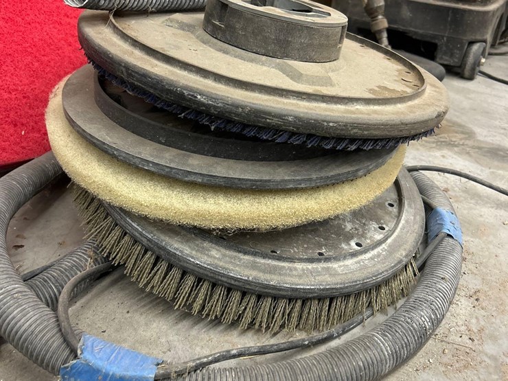 porter-cable-floor-buffing-system-image-5