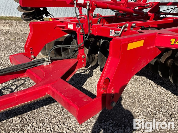 2011-sunflower-1435-image-14