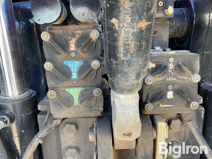 2018-new-holland-t8.320-image-14