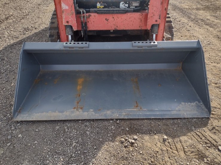 kubota-svl65-image-15