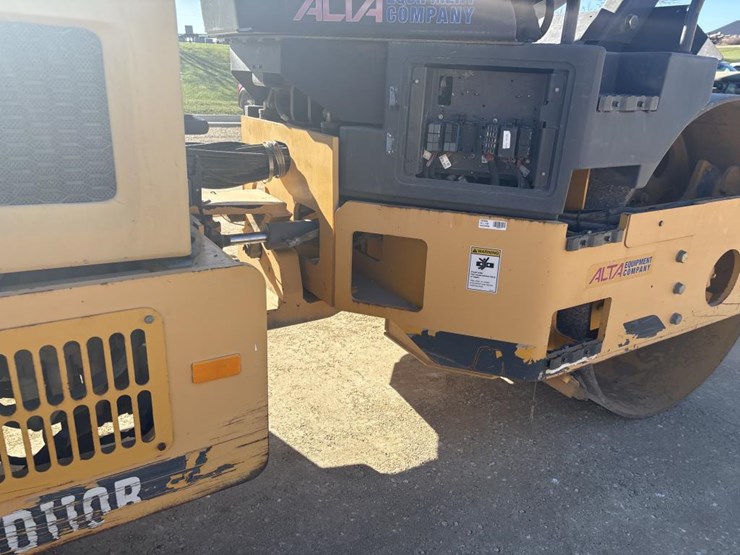 #1341-•-2013-volvo-dd110-roller-image-14