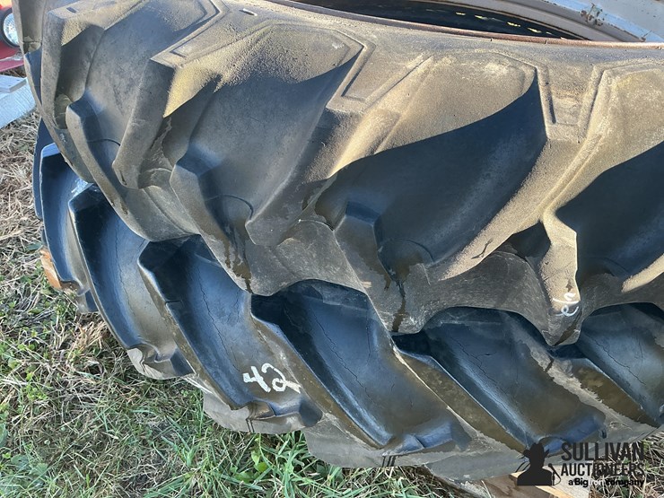 firestone-12.4-42-tires-on-rims-image-5