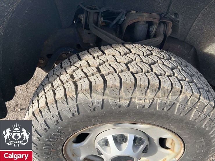 2016-gmc-sierra-2500hd-image-7