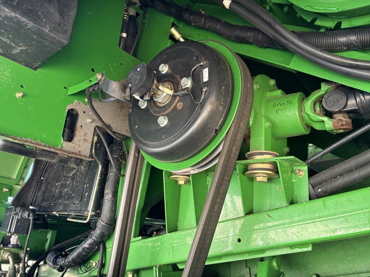 2004-john-deere-9660-sts-image-48