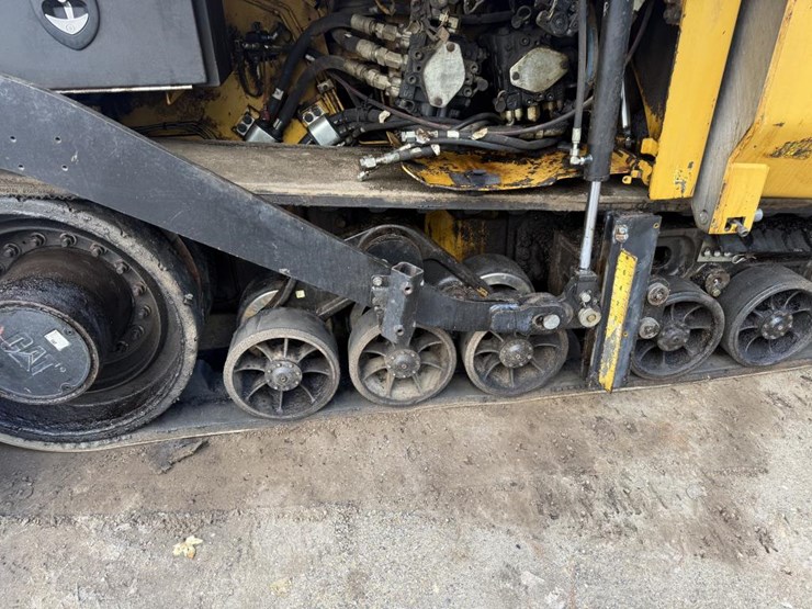 caterpillar-ap-1055f-image-71