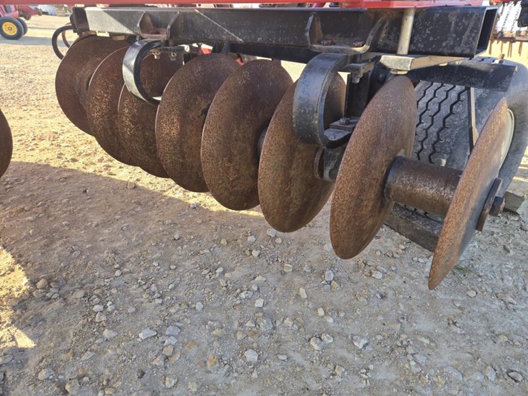 mcfarlane-qt107-image-6