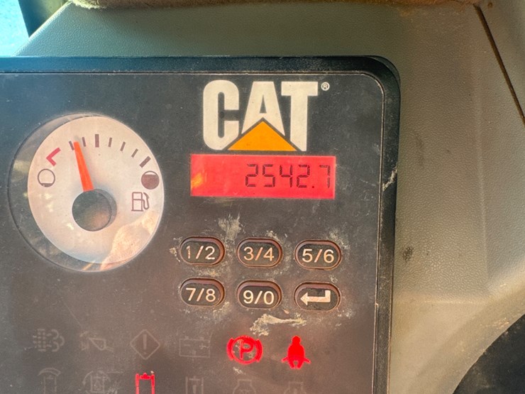 caterpillar-259d-image-11