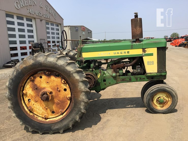 1957-john-deere-620-image-3