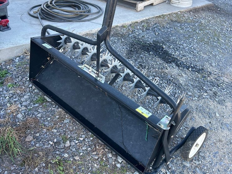 brinley--hardy-co-seed-spreader-image-2