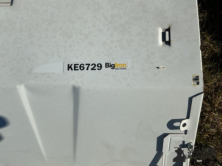 fluorescent-light-fixtures-image-11