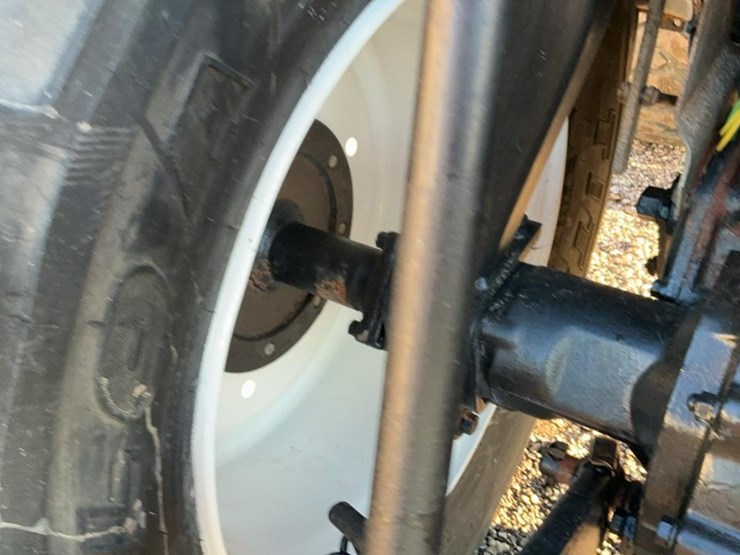 new-holland-tc29d-image-19