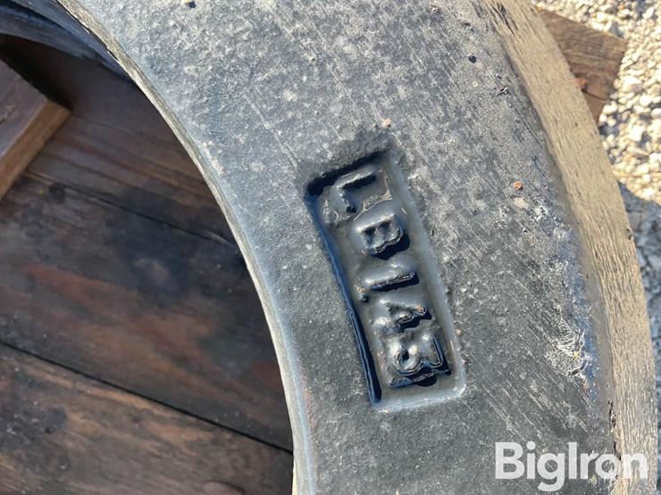 case-new-holland-wheel-weights-image-9