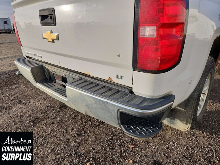 2015-chevrolet-silverado-1500-image-38