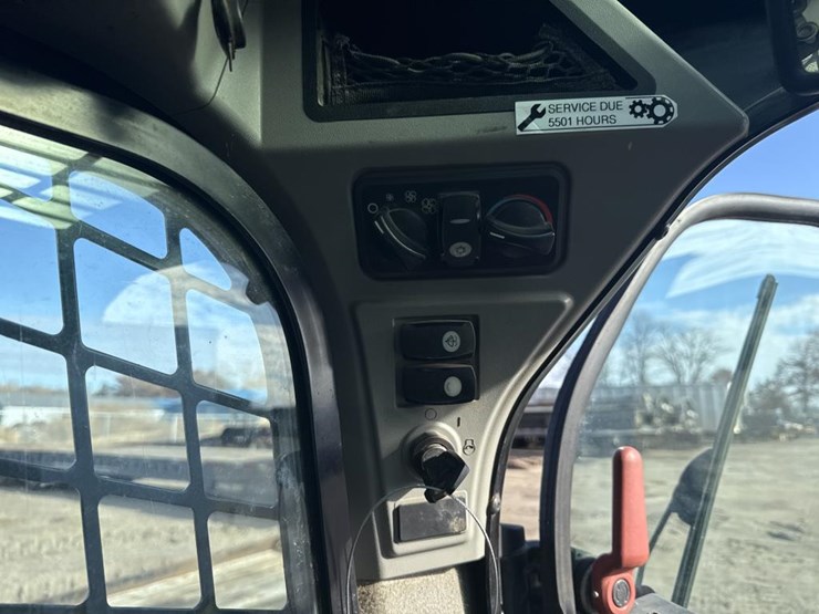 2017-caterpillar-289d-image-45