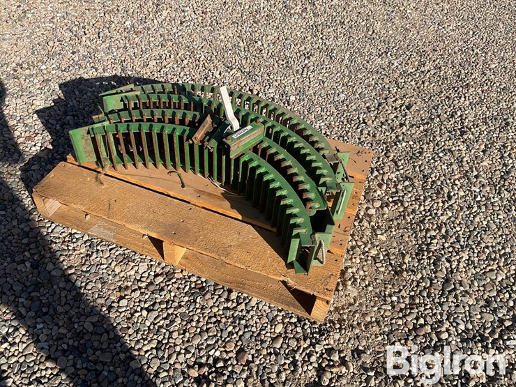 john-deere-combine-concave-inserts-image-1