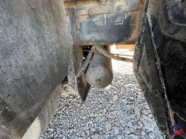 2016-kenworth-t880-image-39