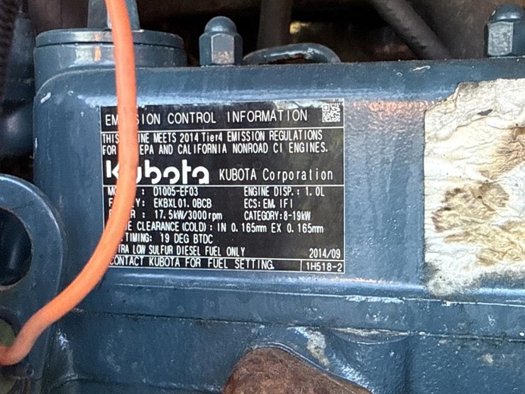 2015-bobcat-s70-image-27