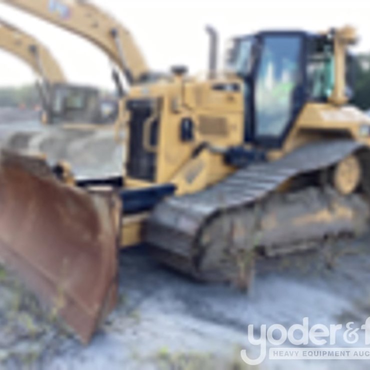 2018 CATERPILLAR D6N