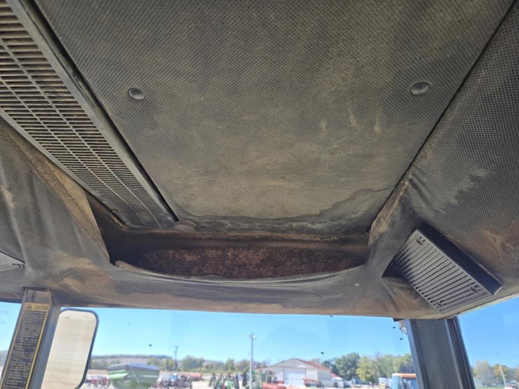 john-deere-8630-image-30