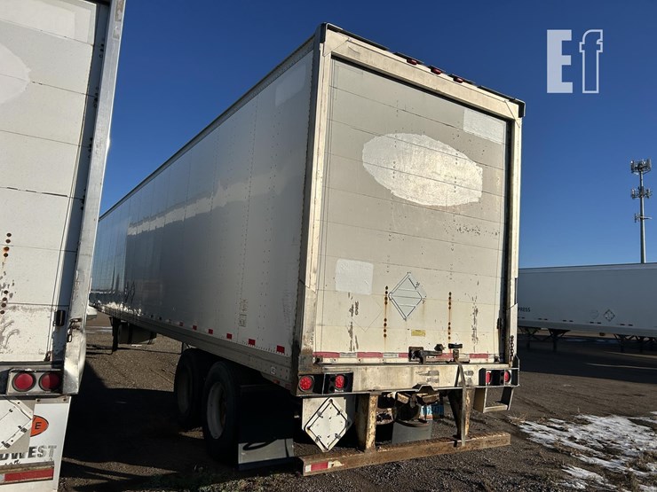 2011-strick-trailer-image-4