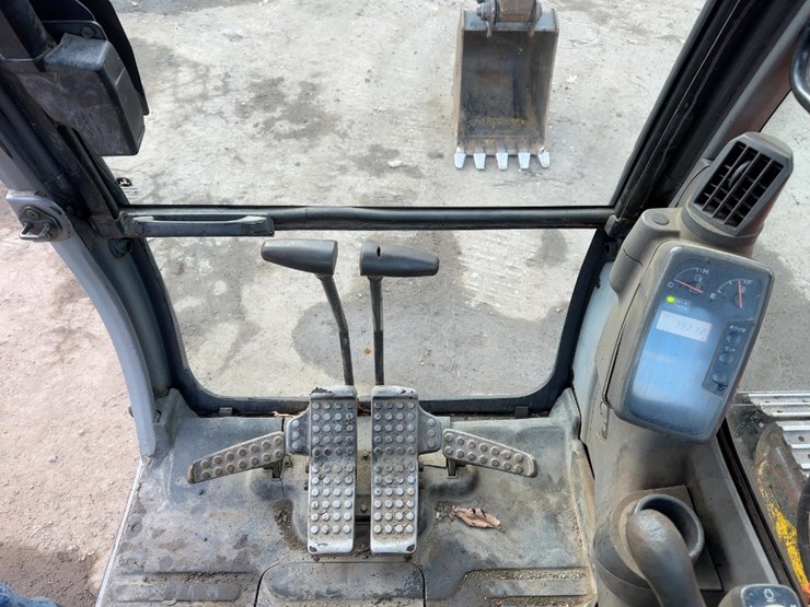 hitachi-zx75us-image-37