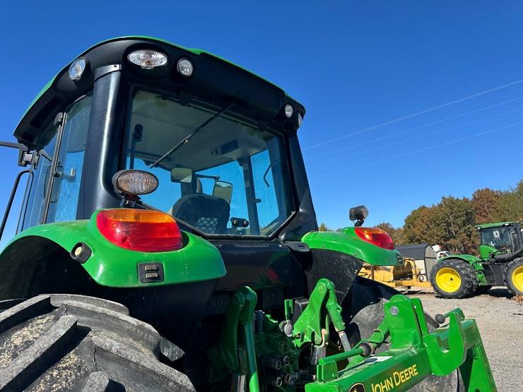 2013-john-deere-6140m-image-20